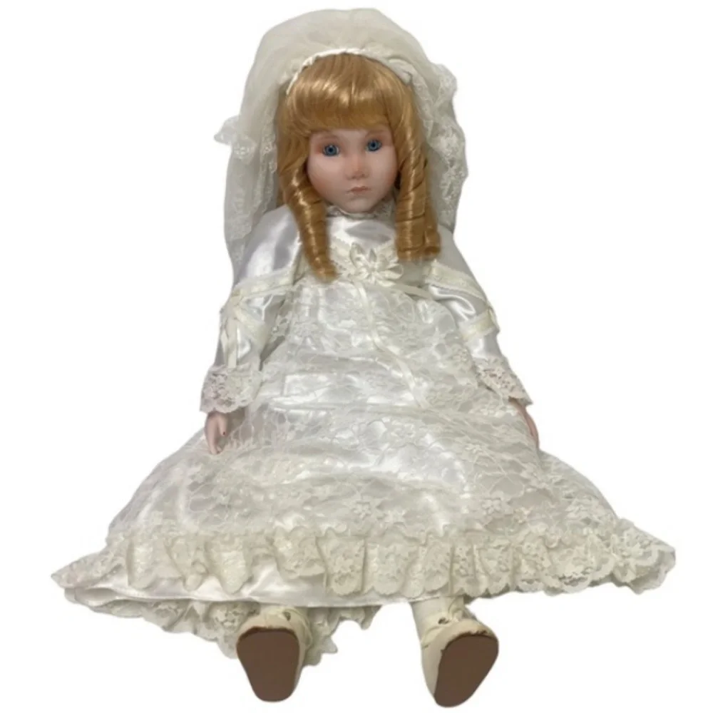 Vintage Doll Porcelain Lace Dress Ellie Bridal Wedding Collectible Vintage Toys